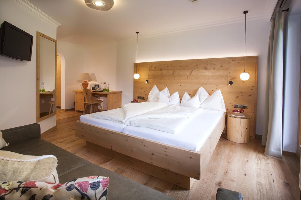 Natur- & Wanderhotel Tuxertal Quarto foto